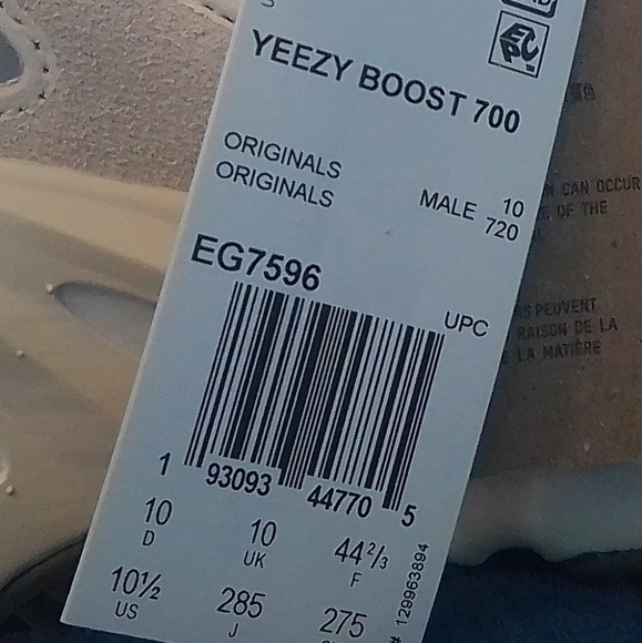 Yeezy Boost 700 Analog - Picture 7 of 7